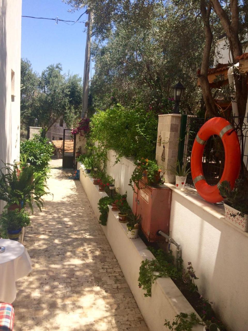 Kaptan Motel Siğacık Екстериор снимка