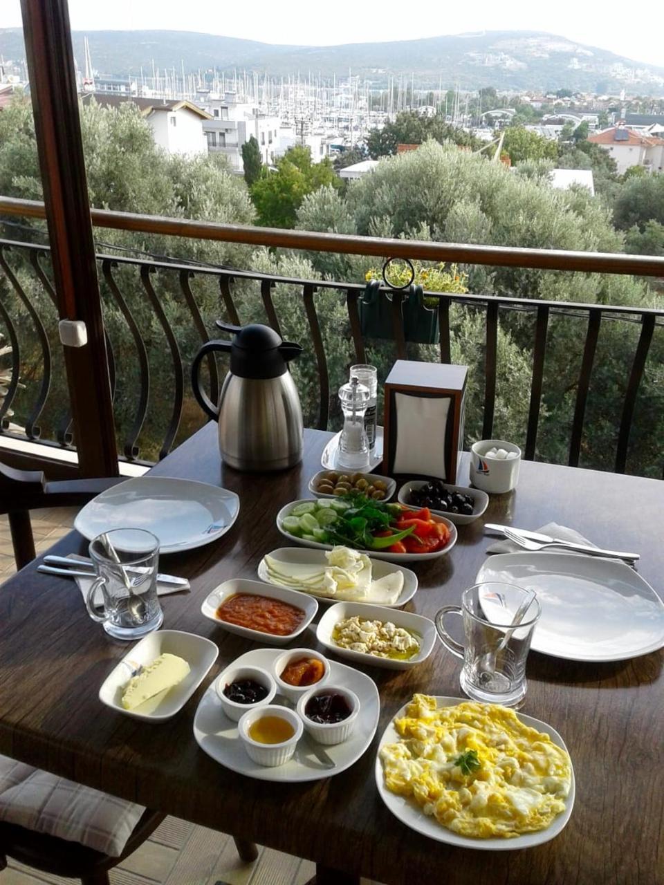 Kaptan Motel Siğacık Екстериор снимка